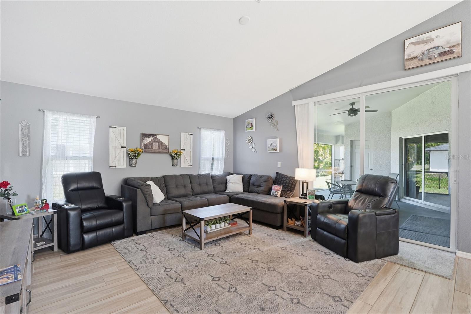 Image 15 of 40 For 123 29th Street