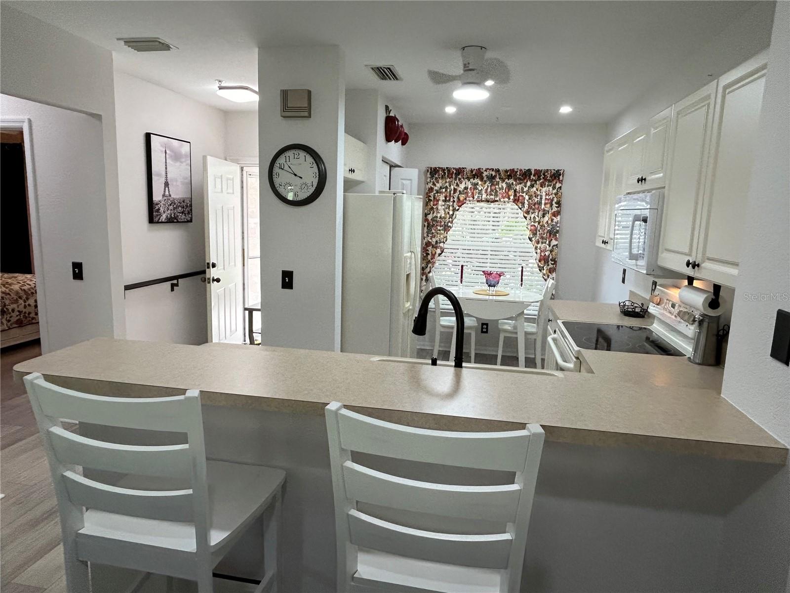 Image 11 of 56 For 19365 Water Oak Drive J107