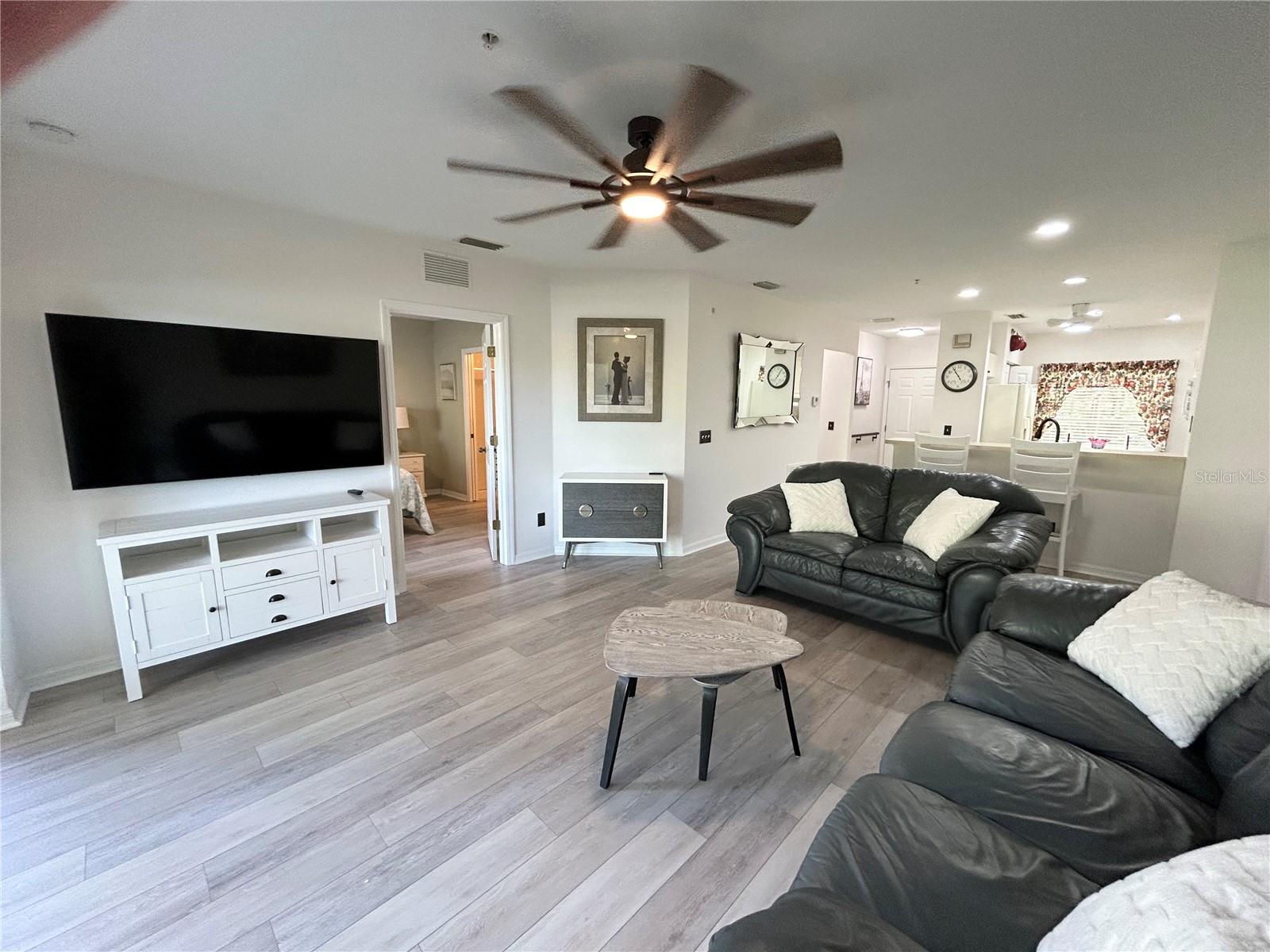 Image 18 of 56 For 19365 Water Oak Drive J107