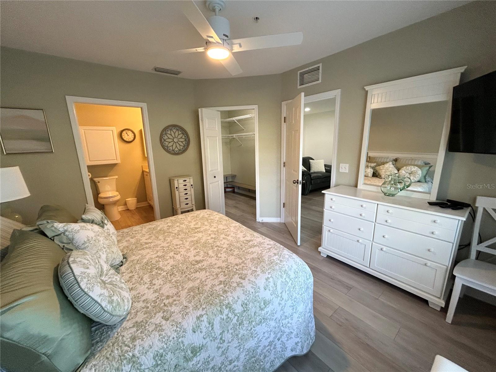 Image 19 of 56 For 19365 Water Oak Drive J107