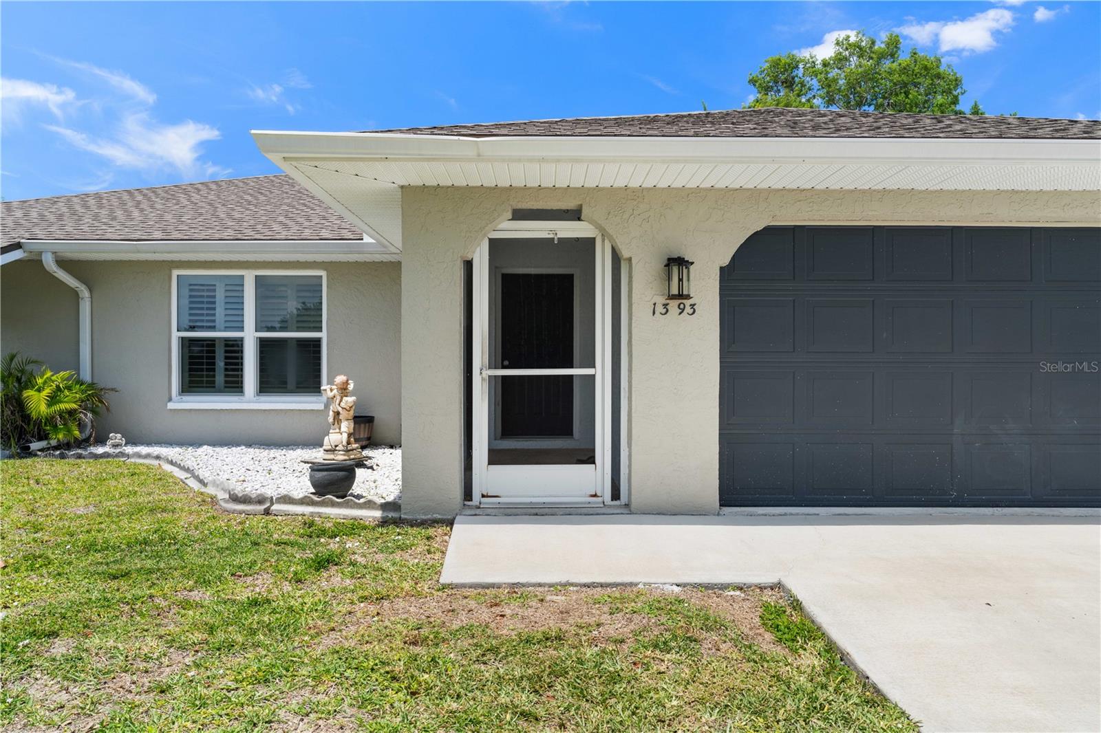 Image 15 of 53 For 1393 Vermouth Lane