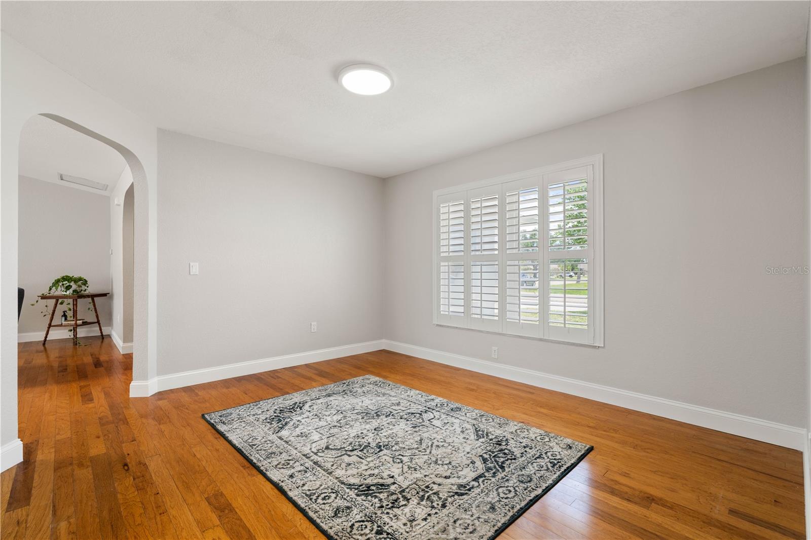 Image 21 of 53 For 1393 Vermouth Lane