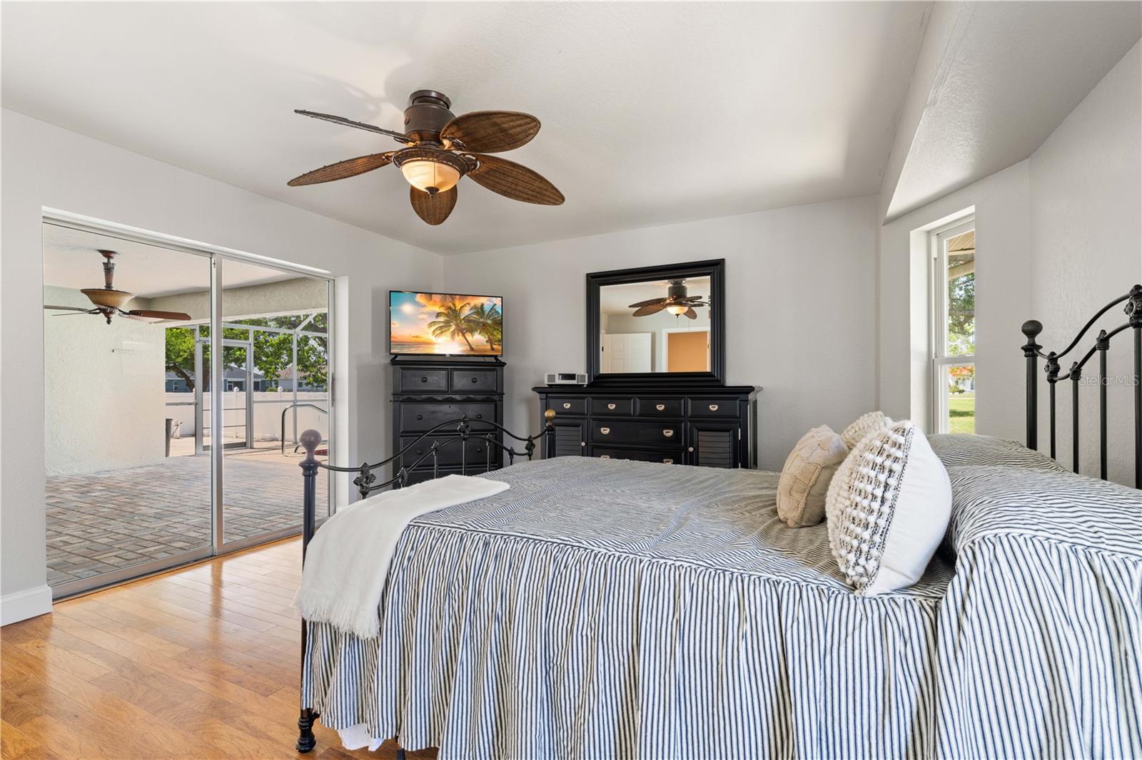 Image 30 of 53 For 1393 Vermouth Lane