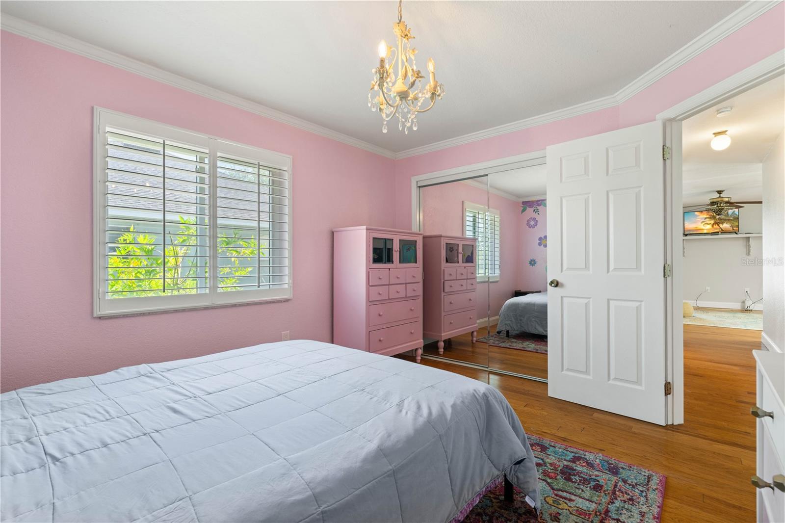 Image 36 of 53 For 1393 Vermouth Lane