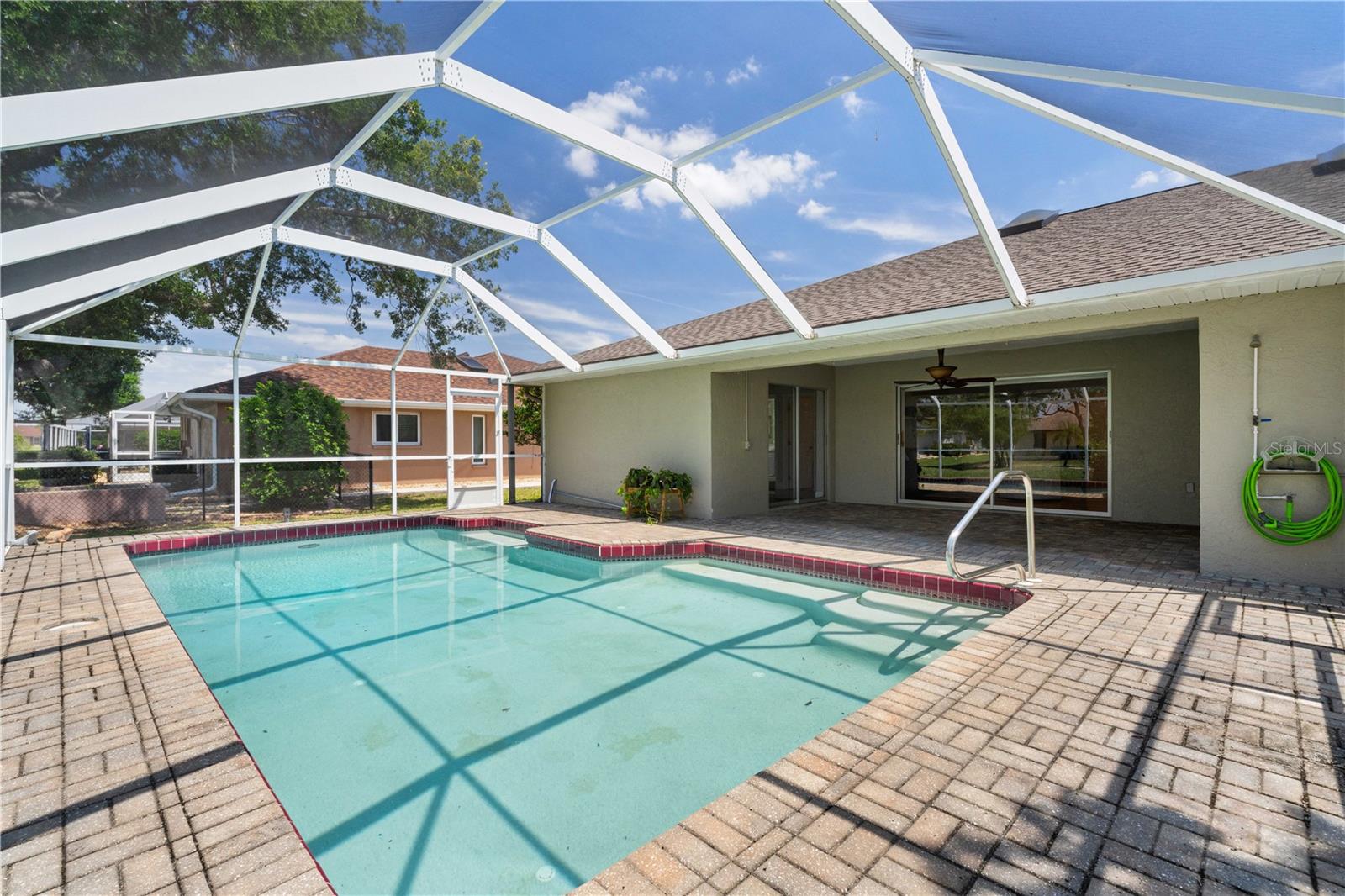 Image 4 of 53 For 1393 Vermouth Lane