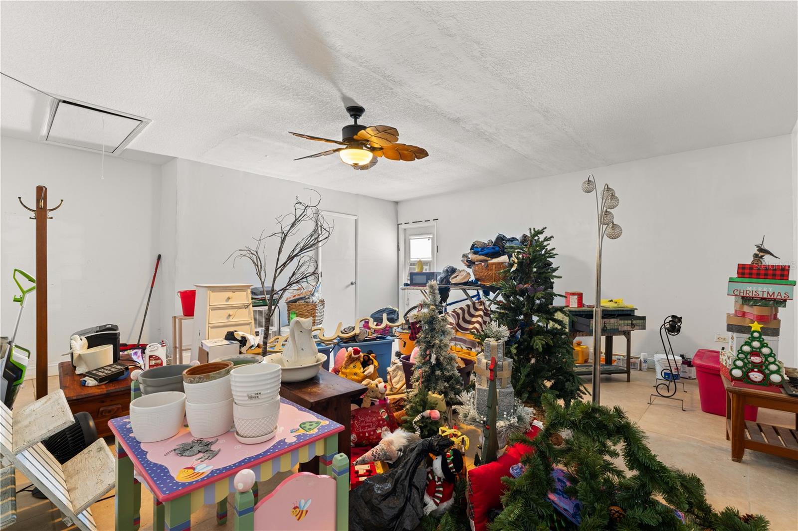Image 41 of 53 For 1393 Vermouth Lane