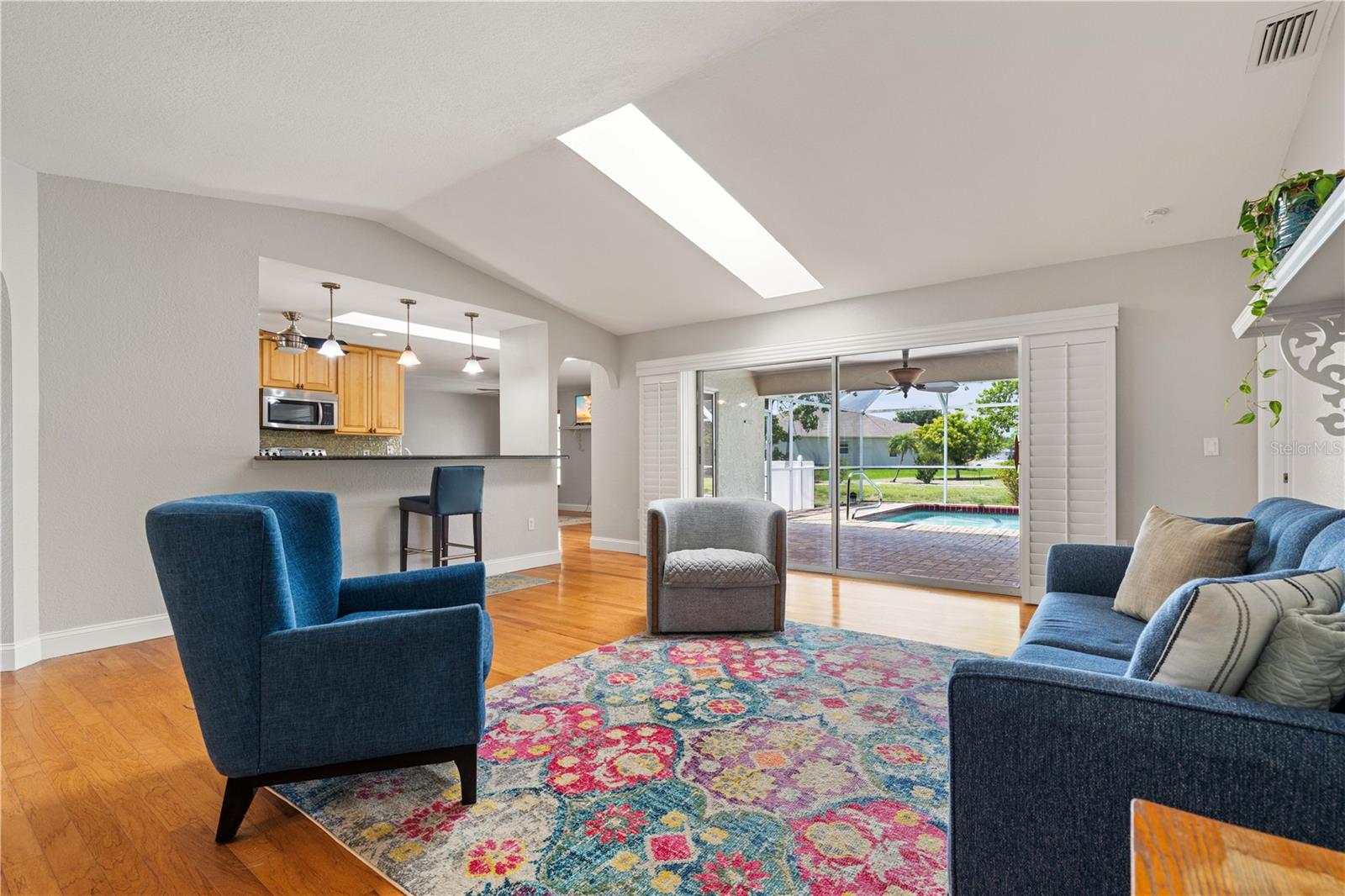 Image 5 of 53 For 1393 Vermouth Lane