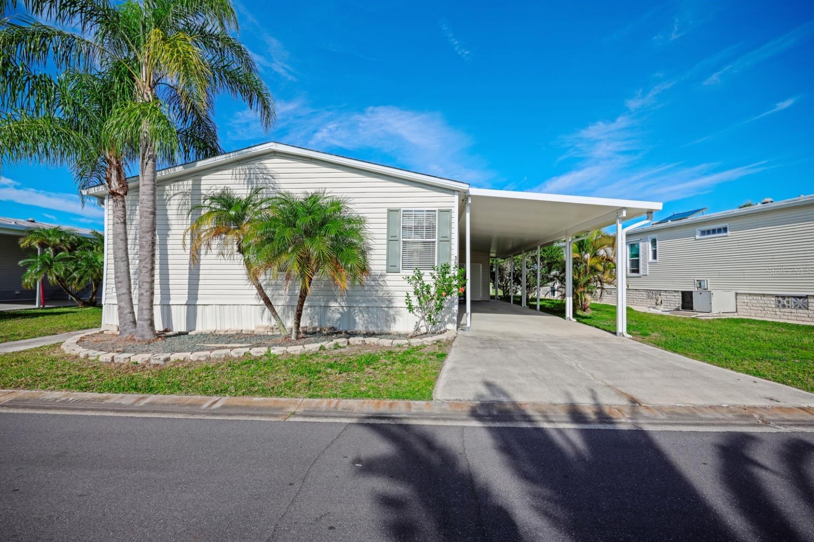 Image 2 of 93 For 2100 Kings Highway 364