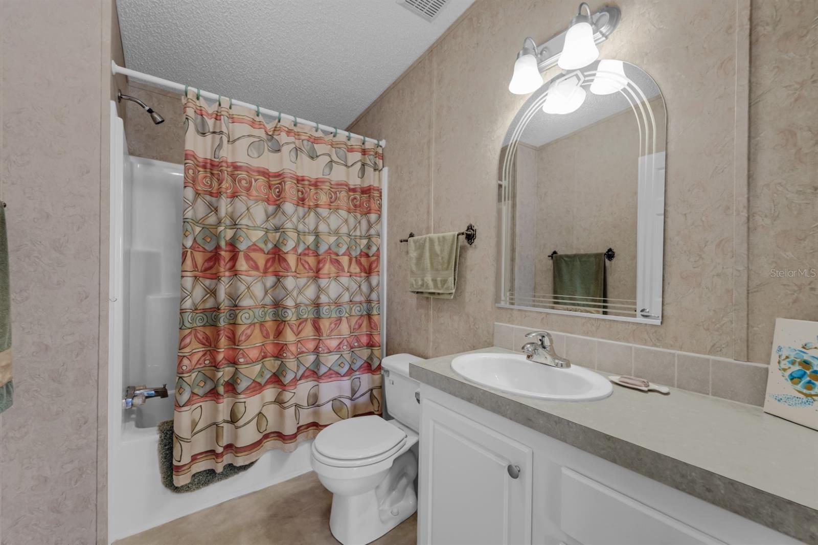 Image 28 of 93 For 2100 Kings Highway 364