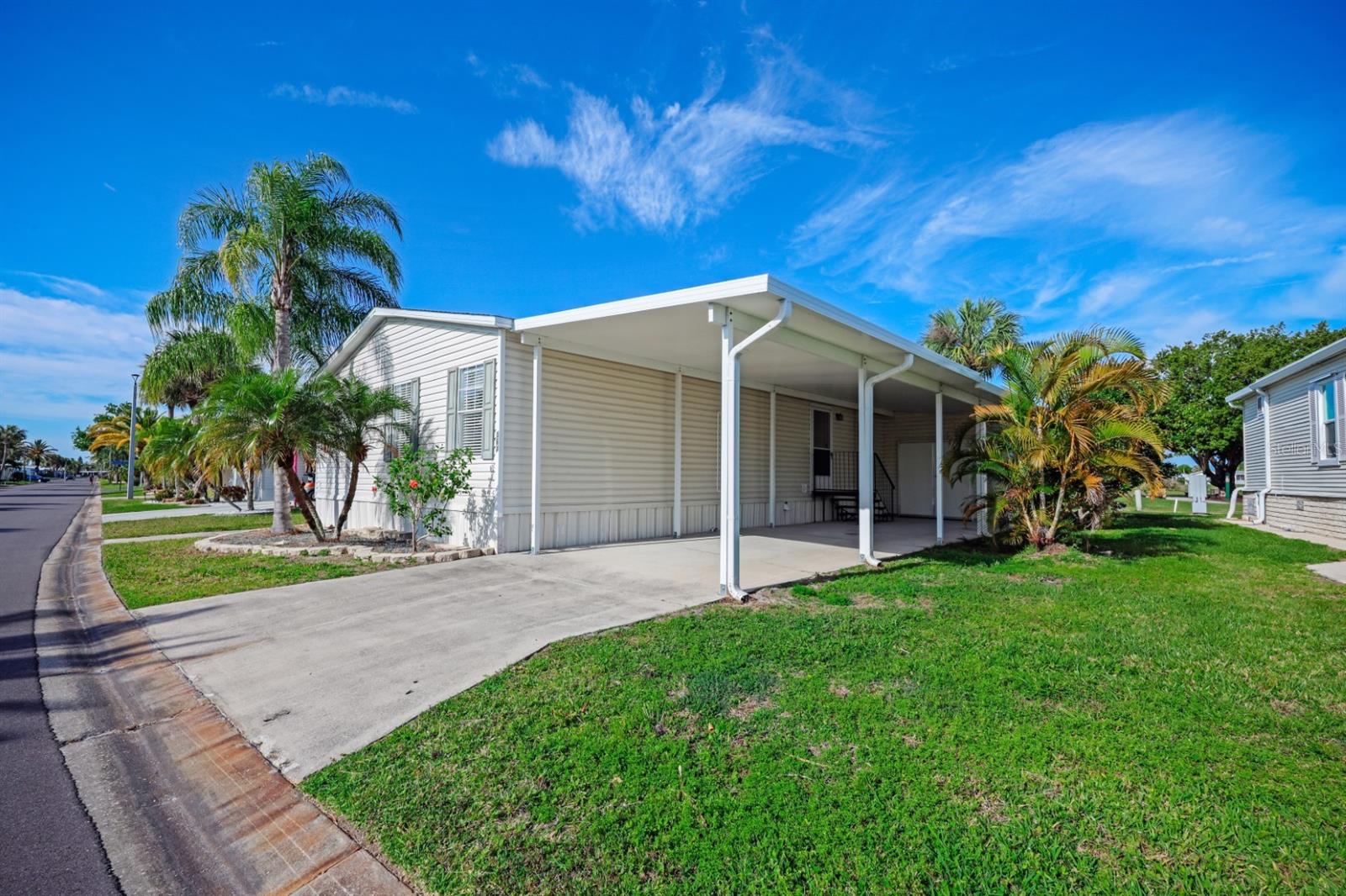 Image 3 of 93 For 2100 Kings Highway 364