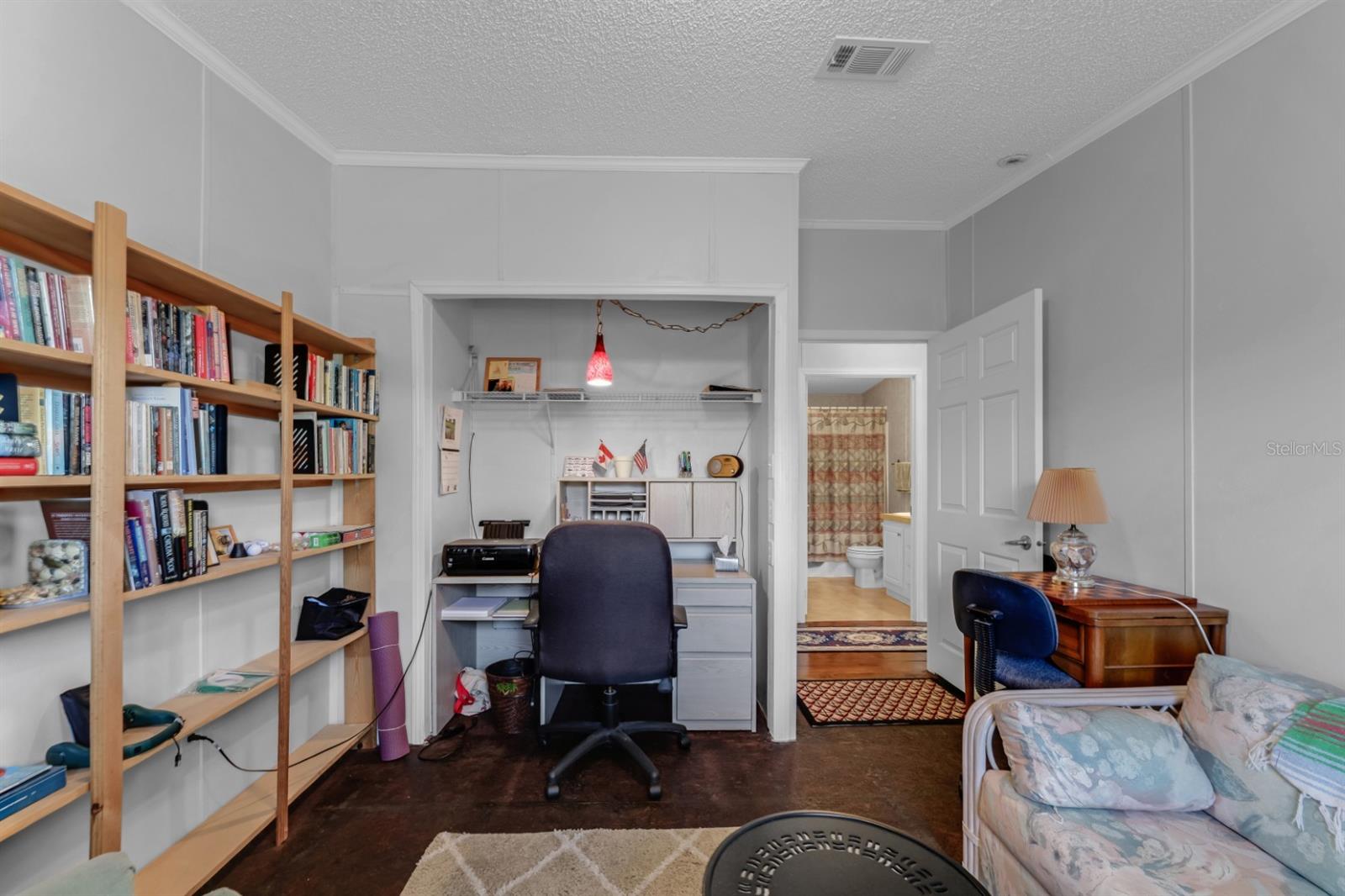 Image 31 of 93 For 2100 Kings Highway 364