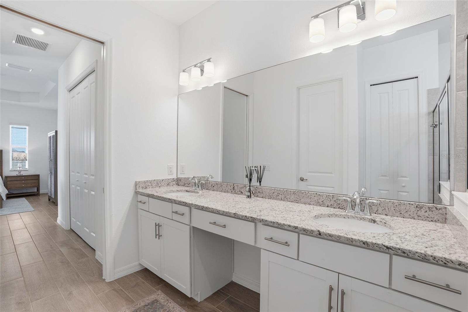 Image 20 of 66 For 15255 River Birch Court