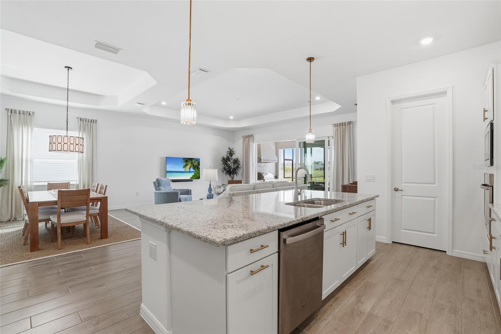 Image 9 of 66 For 15255 River Birch Court