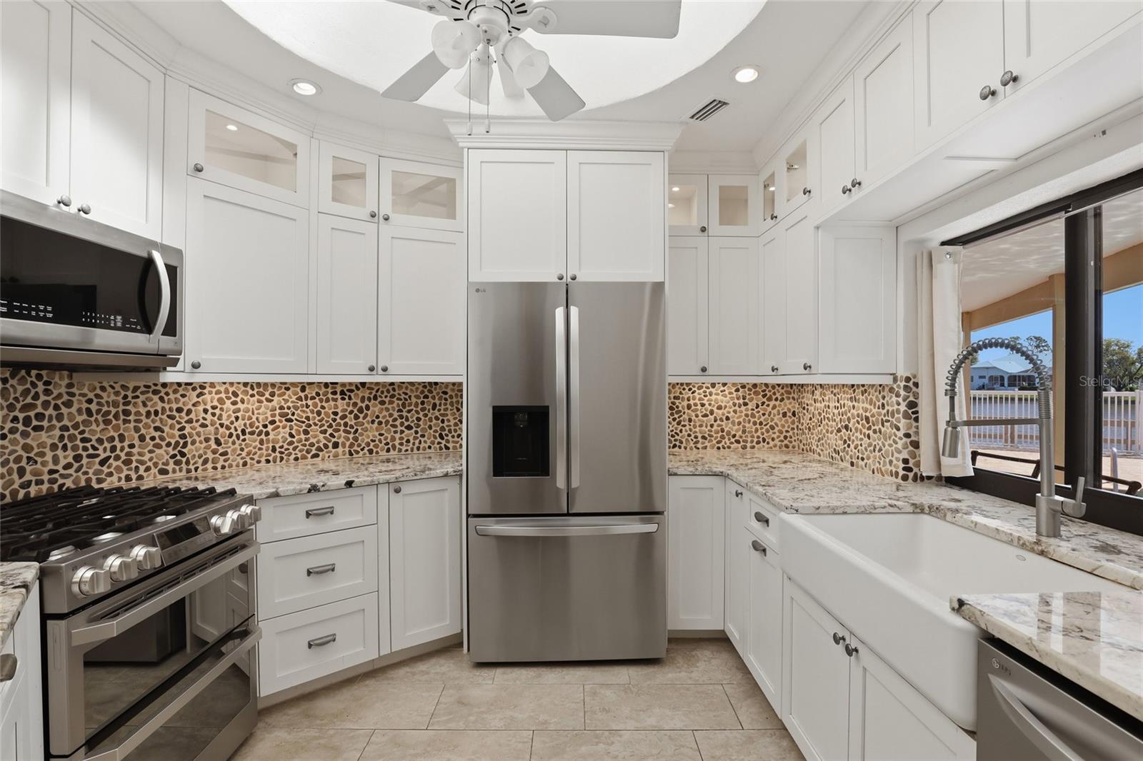 Image 14 of 59 For 12902 David Drive