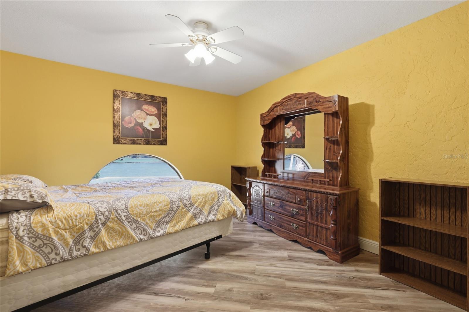 Image 26 of 59 For 12902 David Drive