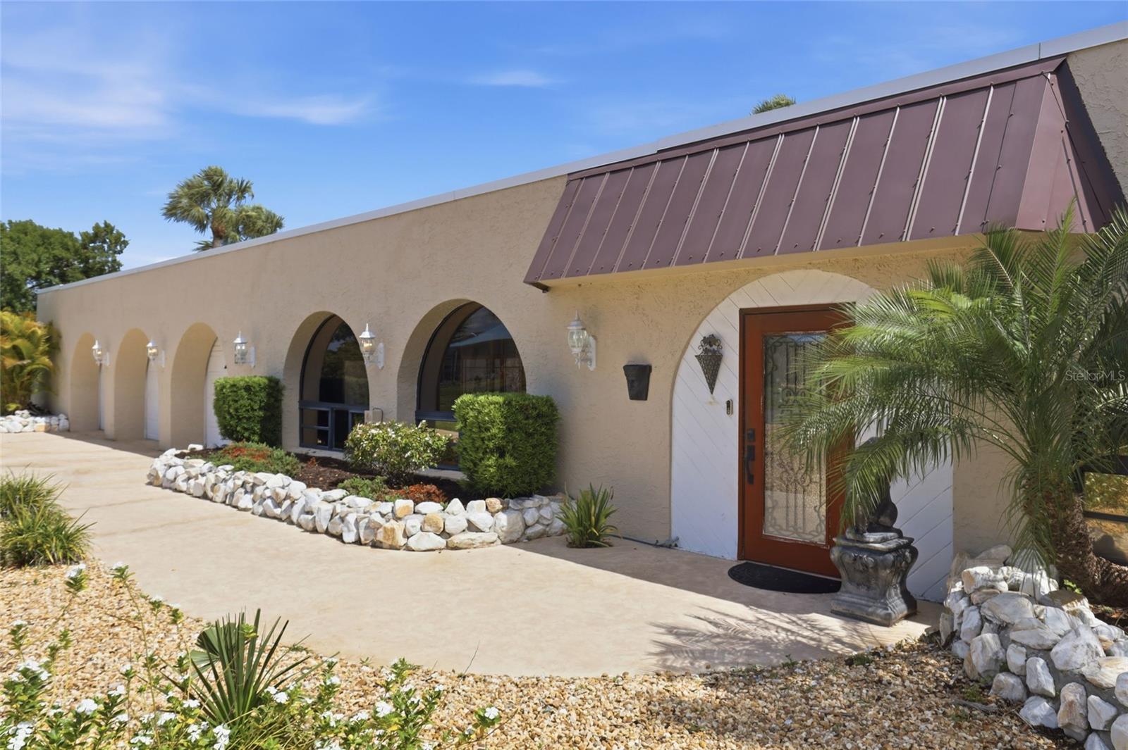 Image 4 of 59 For 12902 David Drive