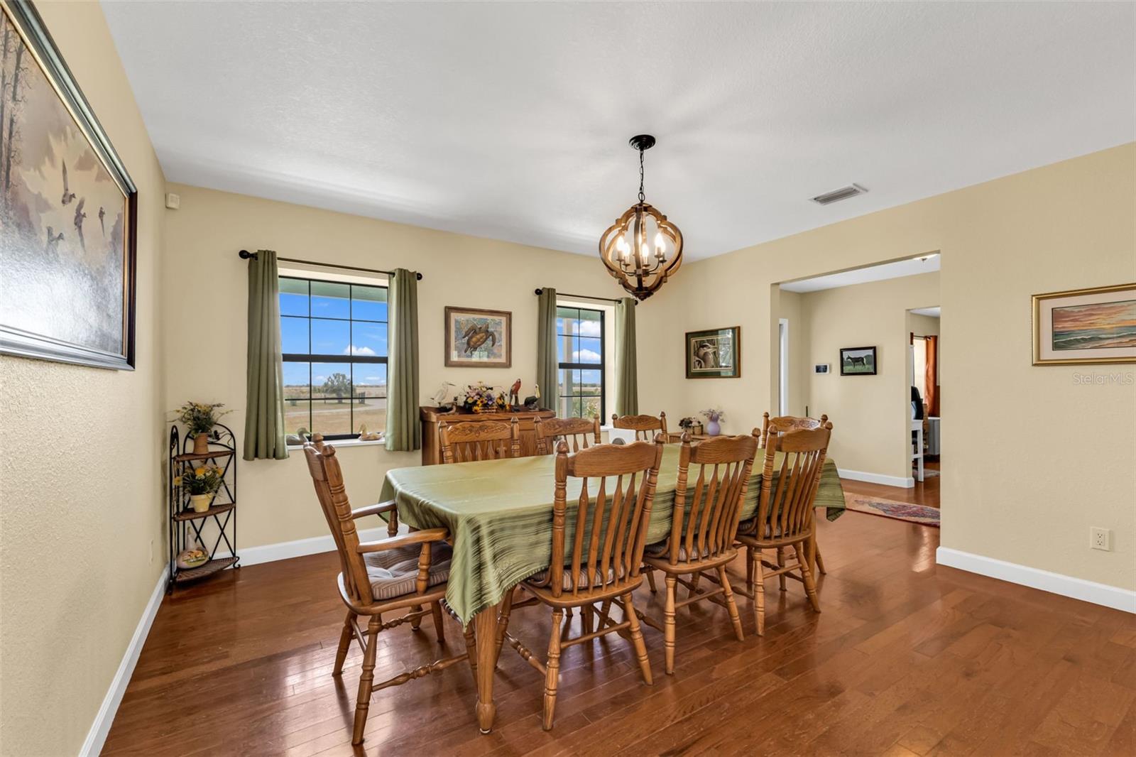 Image 15 of 66 For 7662 Liverpool Road