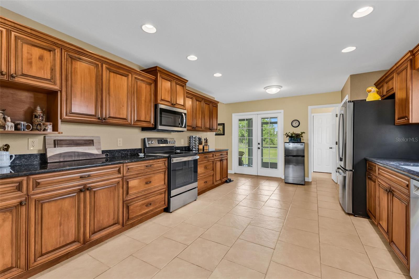 Image 17 of 66 For 7662 Liverpool Road