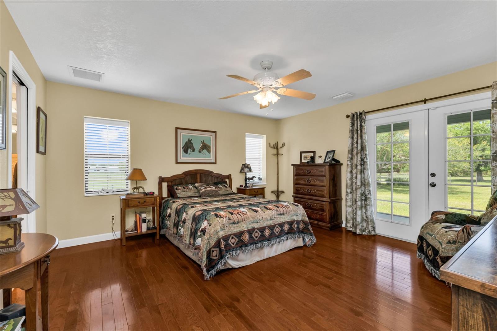 Image 21 of 66 For 7662 Liverpool Road