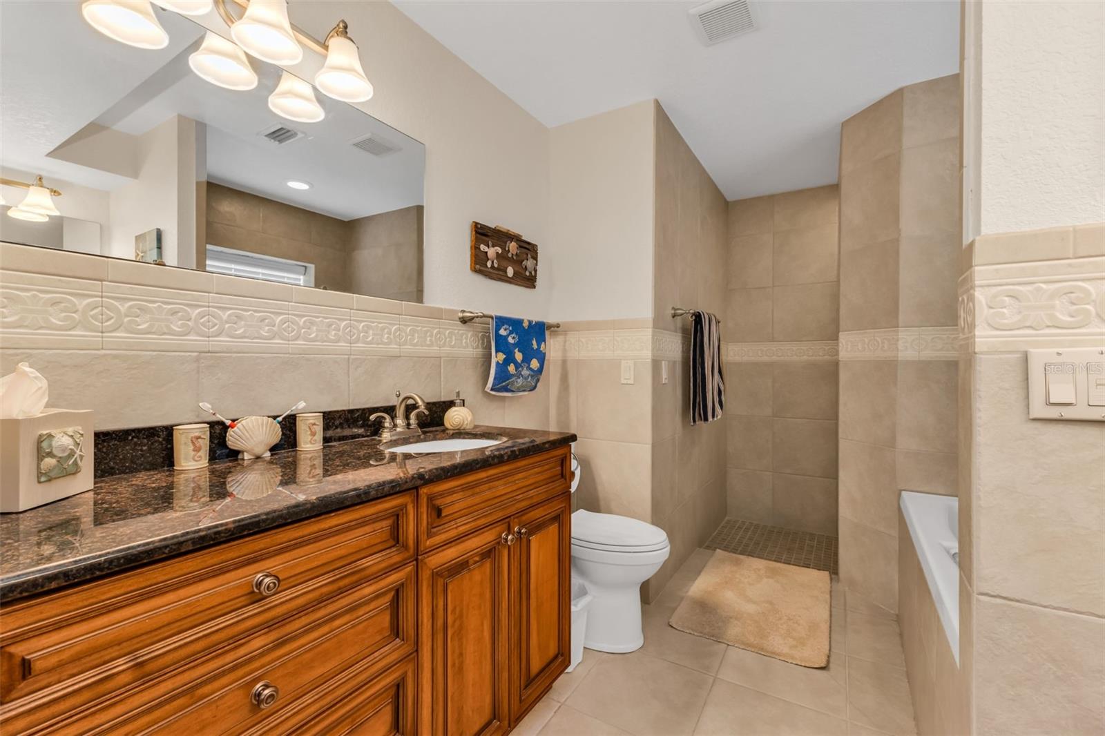 Image 24 of 66 For 7662 Liverpool Road