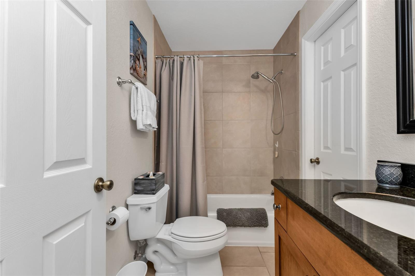 Image 36 of 66 For 7662 Liverpool Road