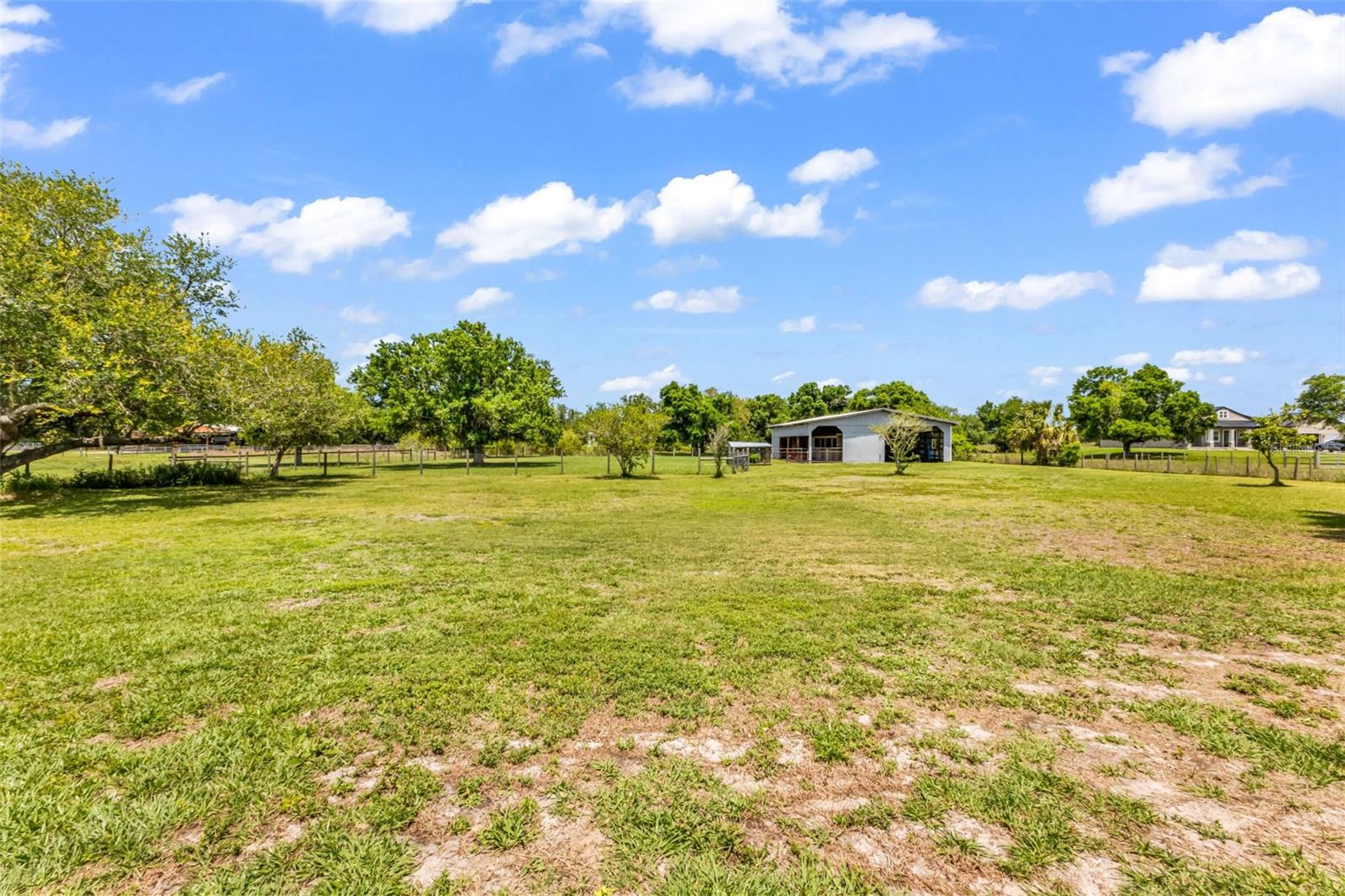 Image 50 of 66 For 7662 Liverpool Road