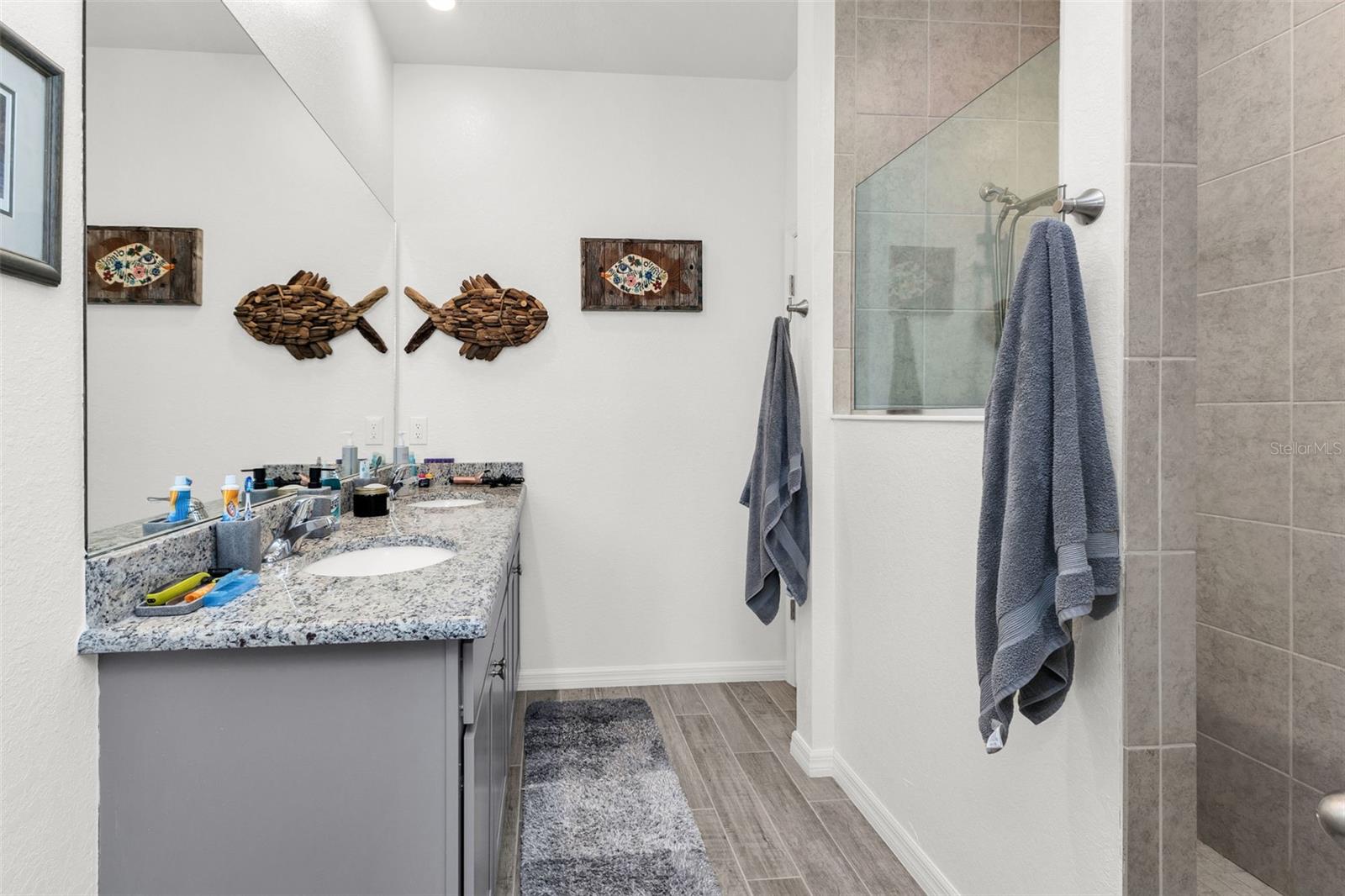Image 11 of 28 For 18105 Poston Avenue
