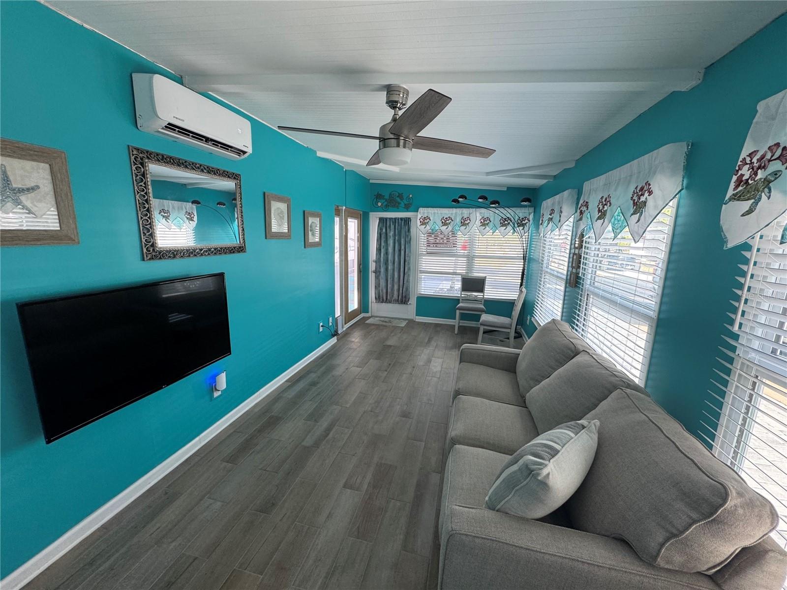 Image 14 of 23 For 46900 Bermont Road 139