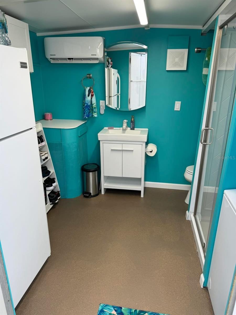 Image 16 of 23 For 46900 Bermont Road 139