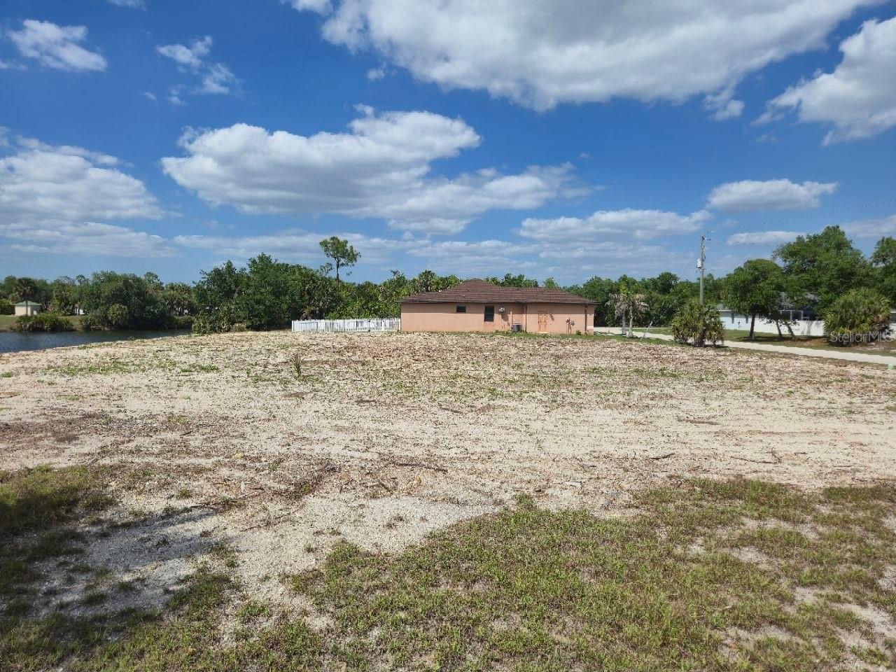 Image 6 of 10 For 553 Pembroke Drive