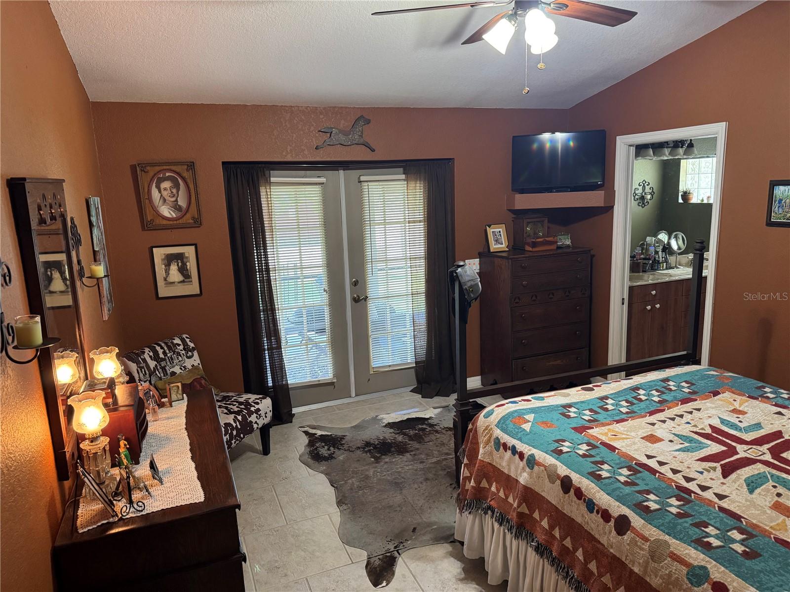 Image 11 of 21 For 31331 Washington Loop Road