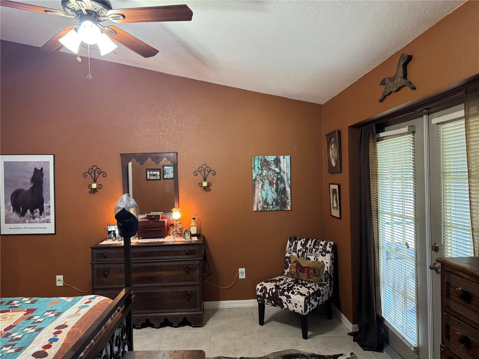 Image 12 of 21 For 31331 Washington Loop Road