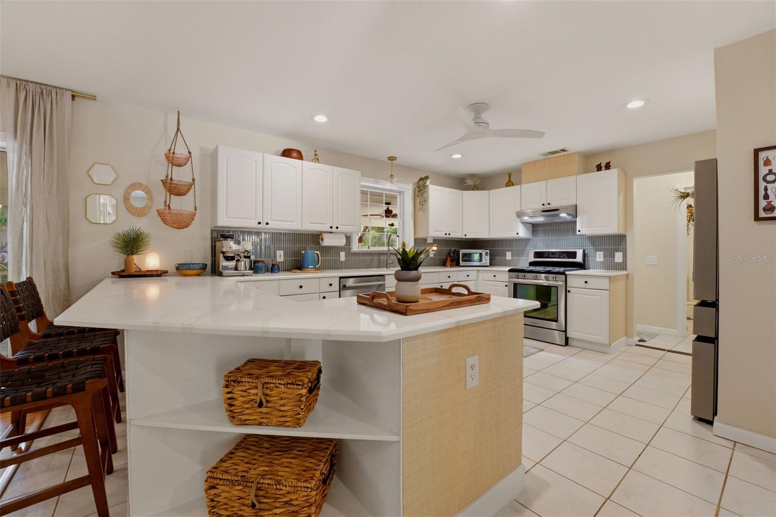 Image 16 of 75 For 5438 Cold Spring Lane