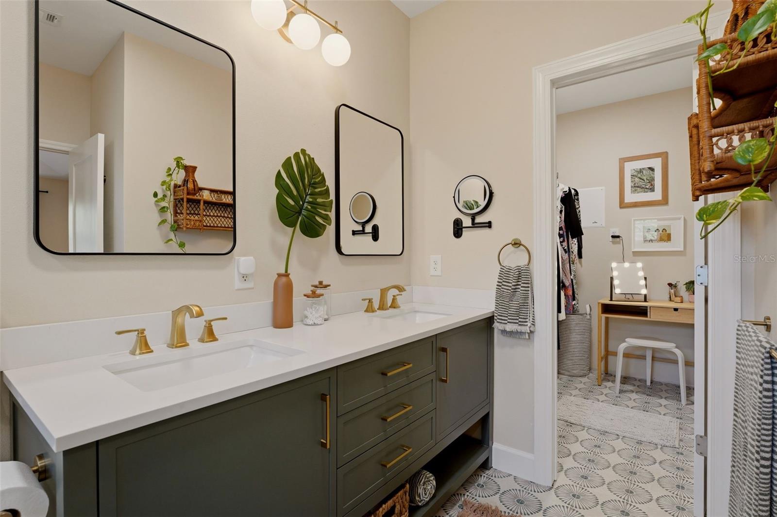 Image 41 of 75 For 5438 Cold Spring Lane