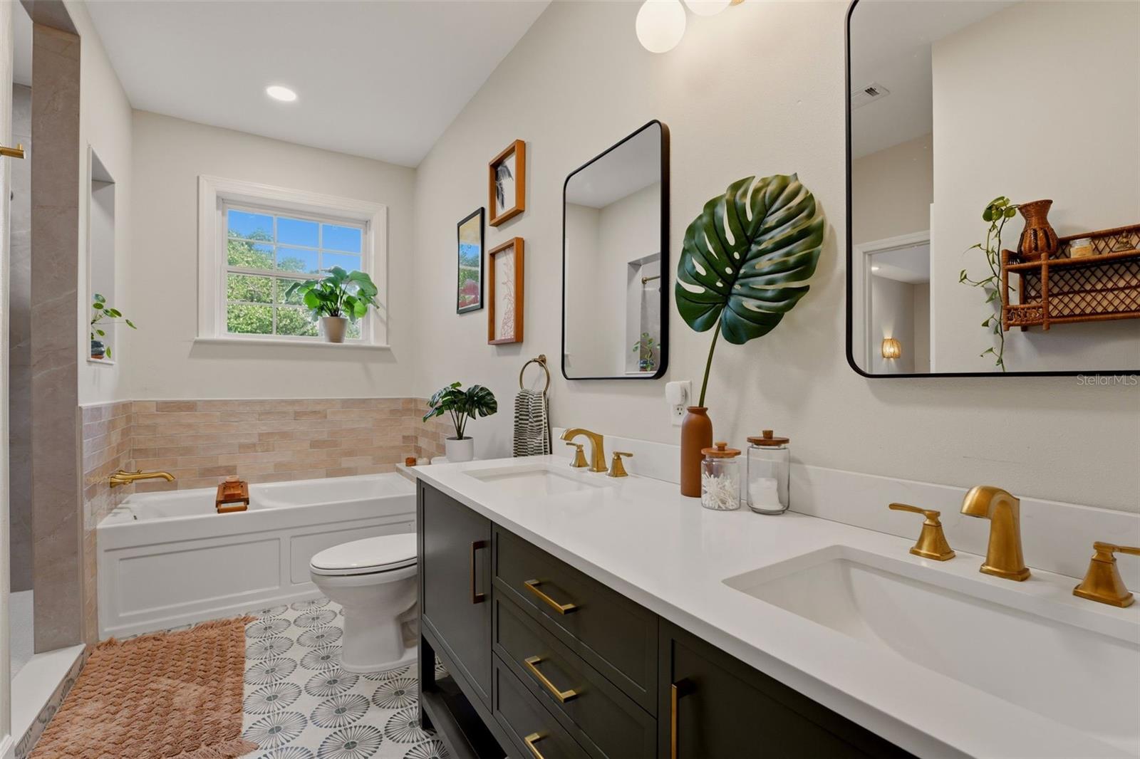 Image 42 of 75 For 5438 Cold Spring Lane