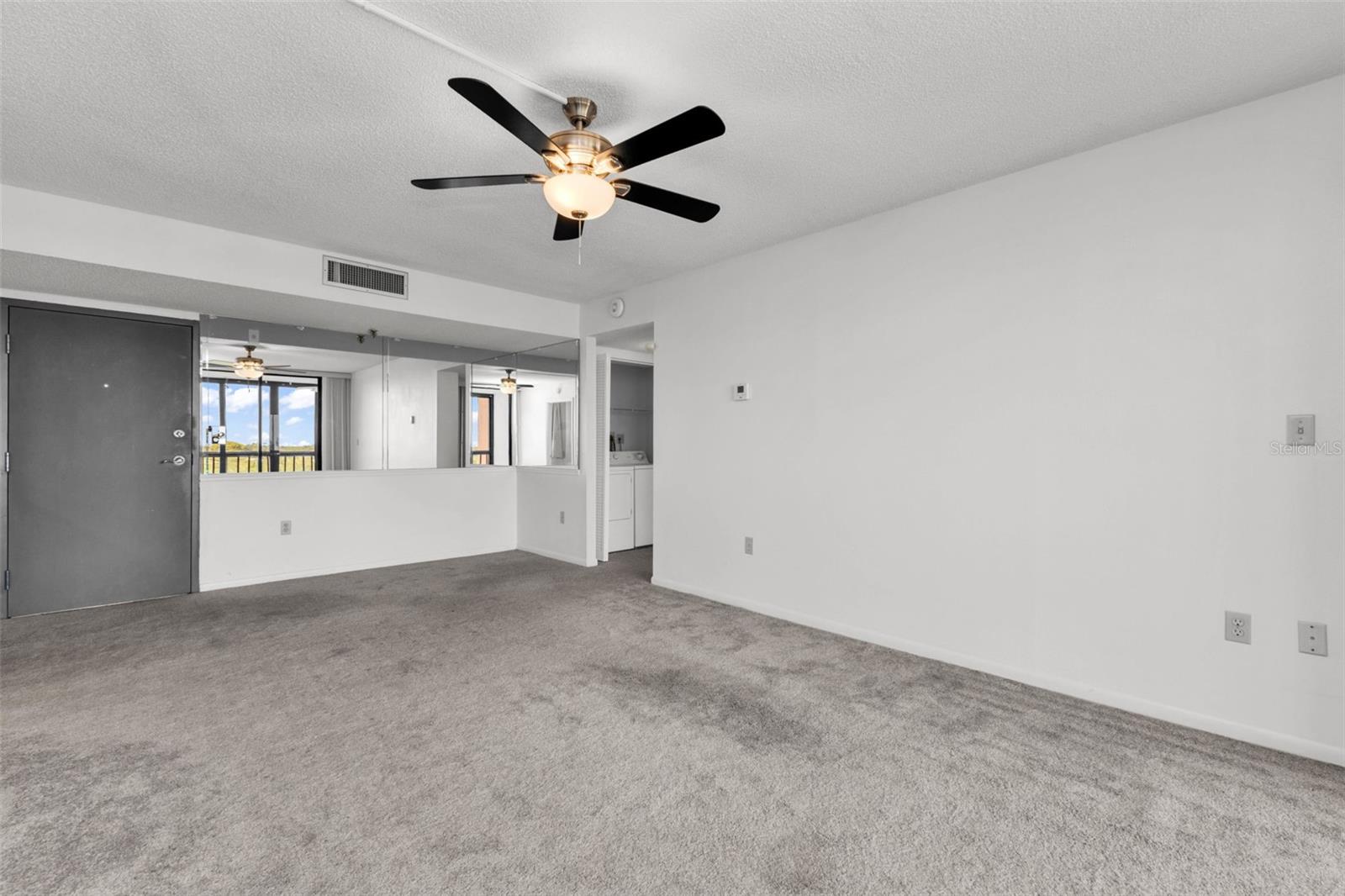 Image 15 of 61 For 3006 Caring Way 615