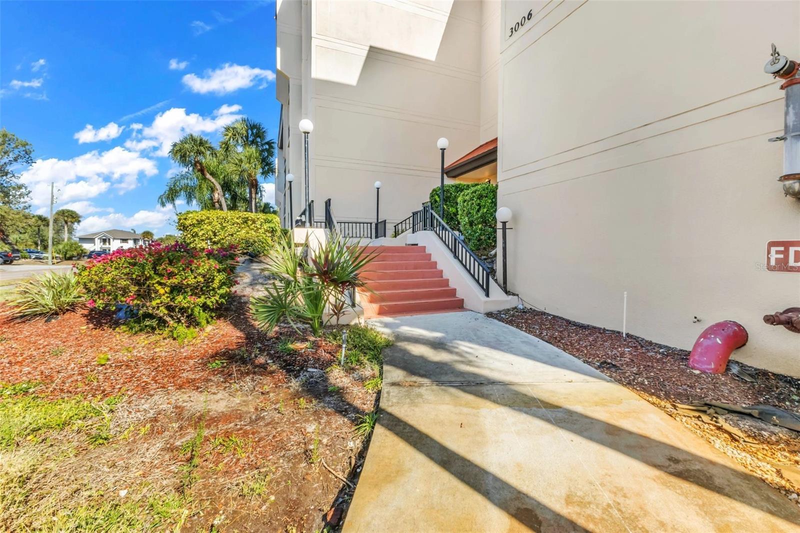 Image 32 of 61 For 3006 Caring Way 615