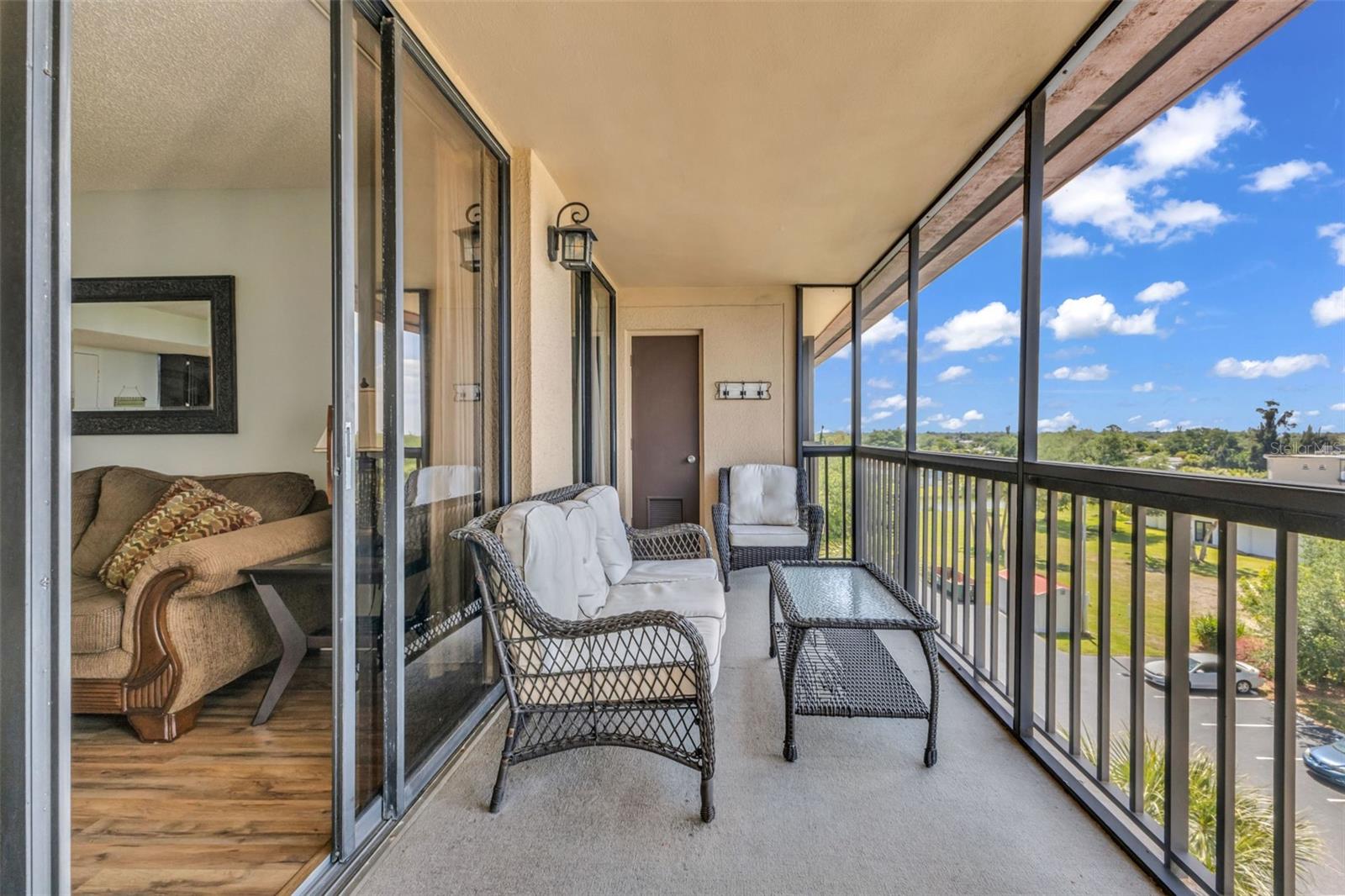 Image 29 of 46 For 21405 Olean Boulevard 528