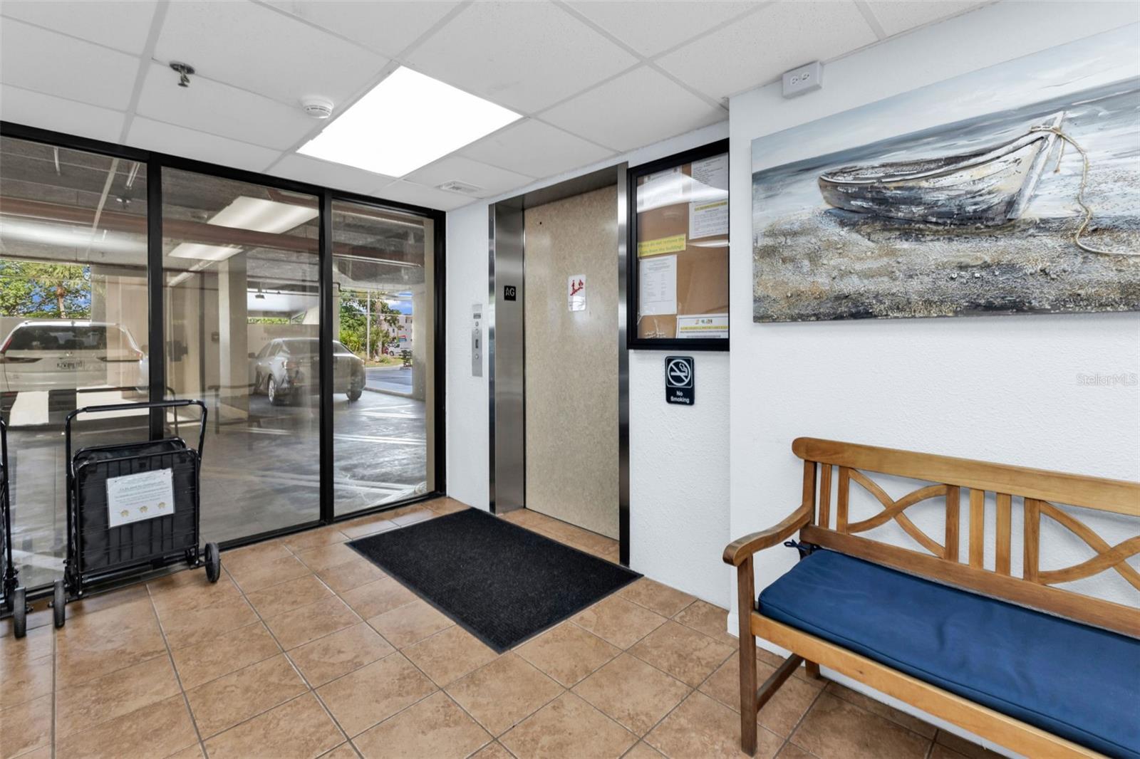 Image 4 of 46 For 21405 Olean Boulevard 528