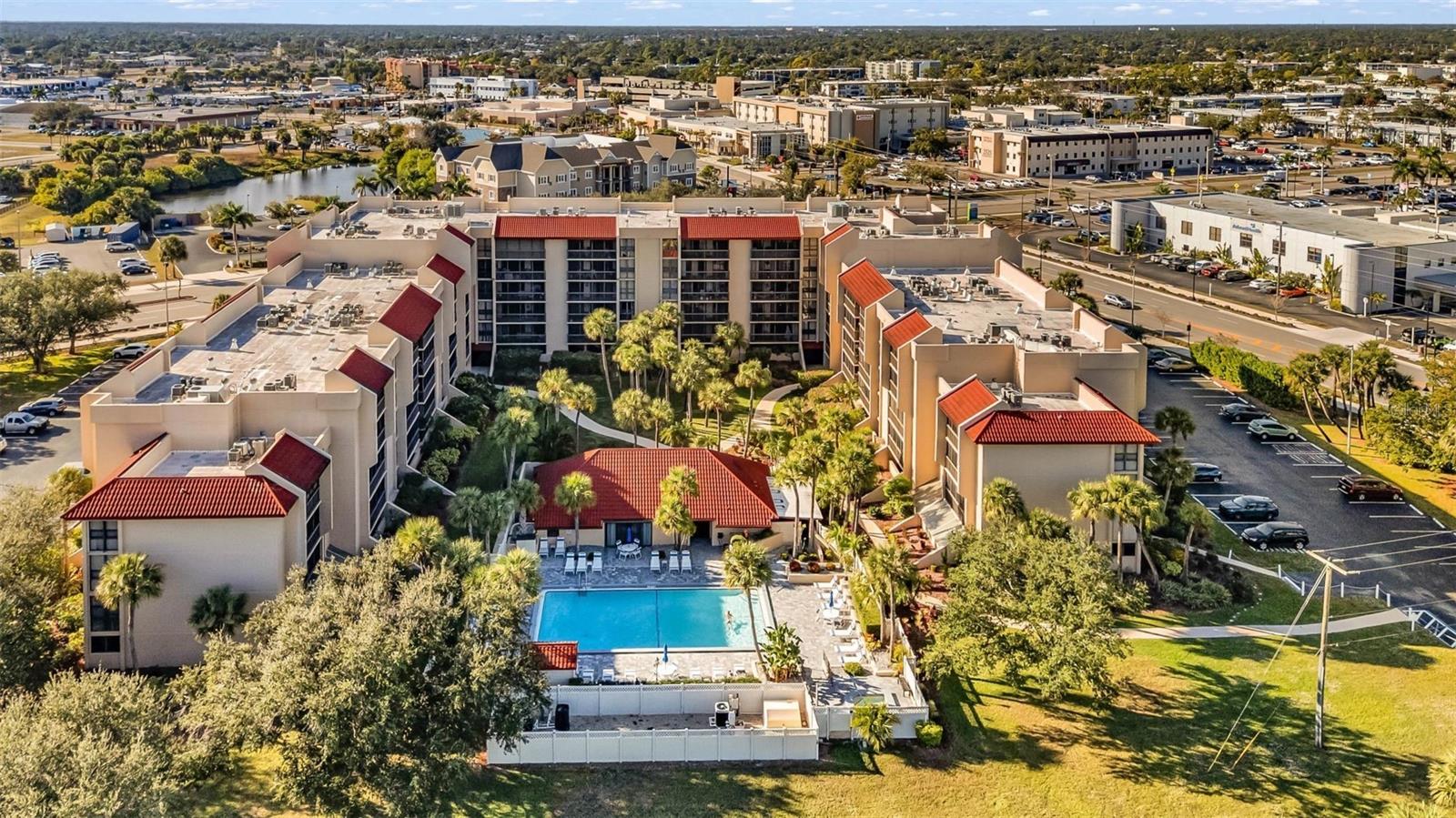 Image 40 of 46 For 21405 Olean Boulevard 528