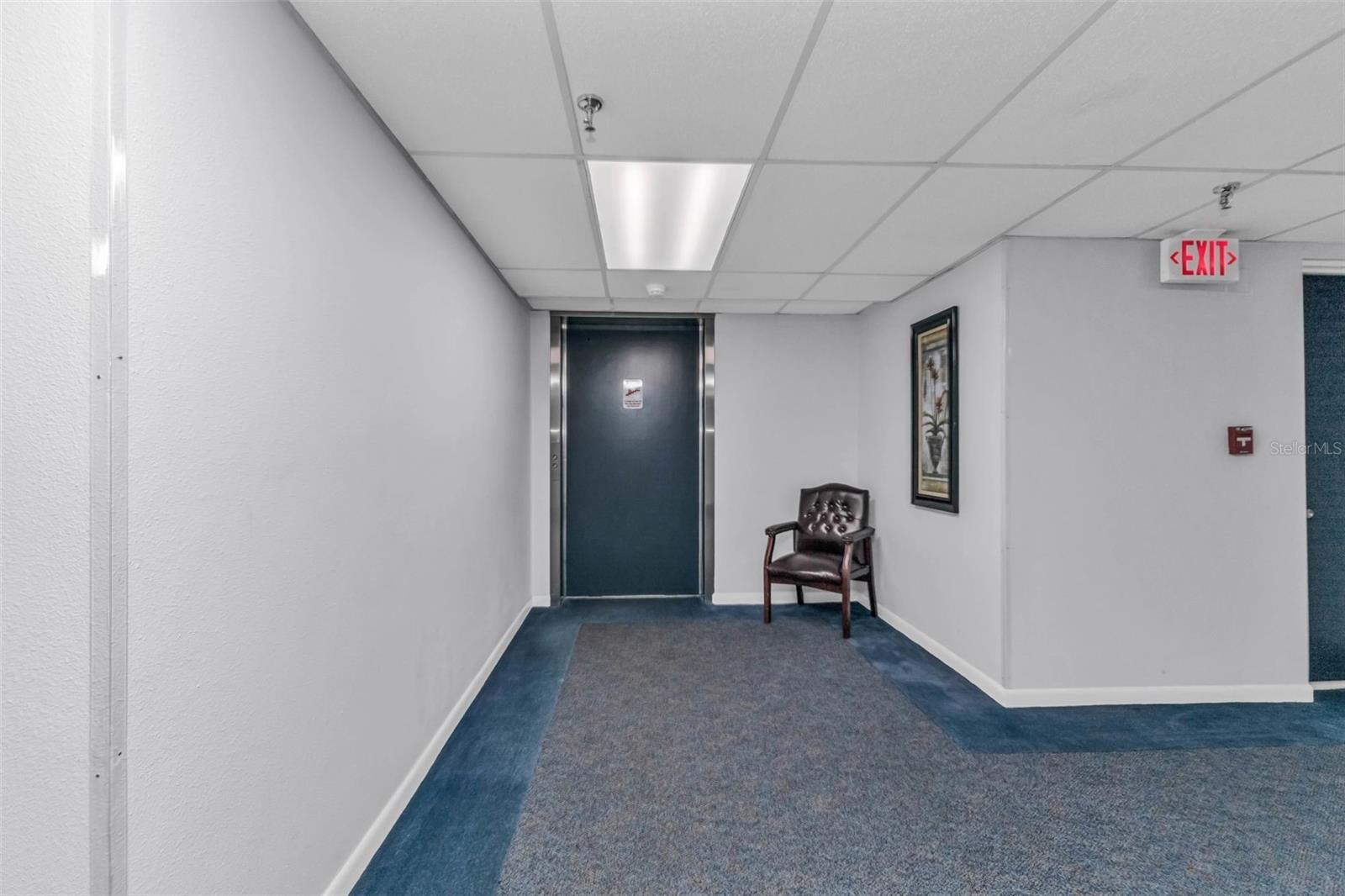 Image 5 of 46 For 21405 Olean Boulevard 528