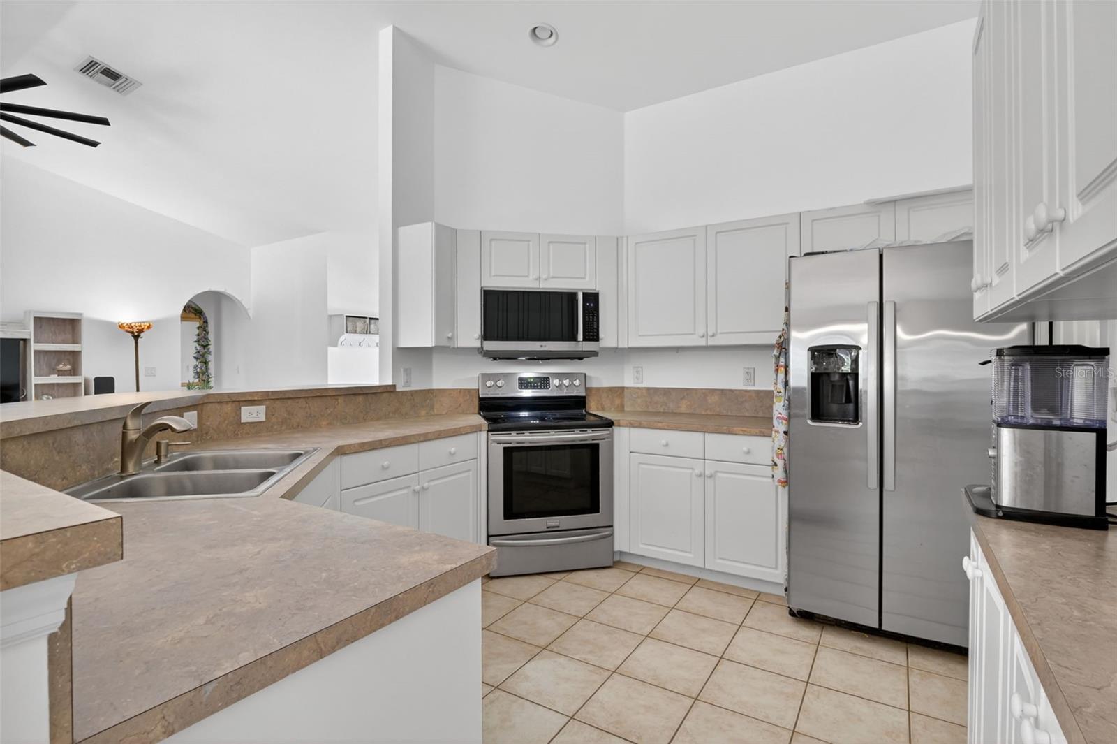 Image 22 of 62 For 3809 Agualinda Boulevard