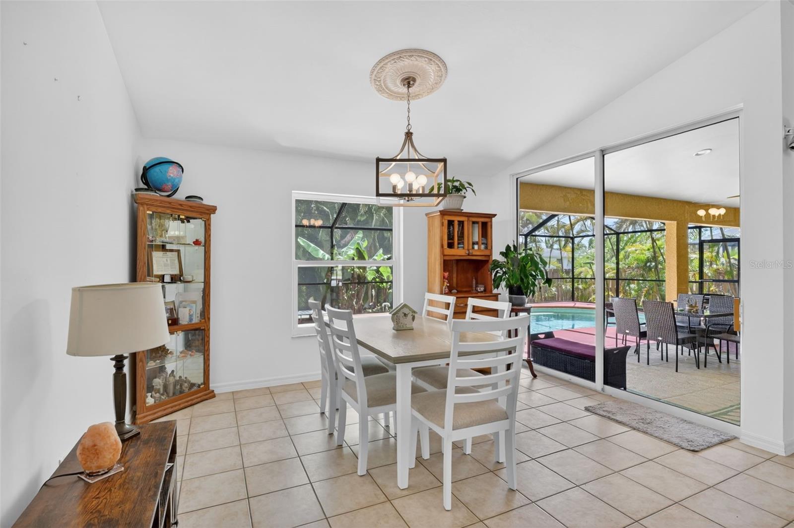 Image 24 of 62 For 3809 Agualinda Boulevard