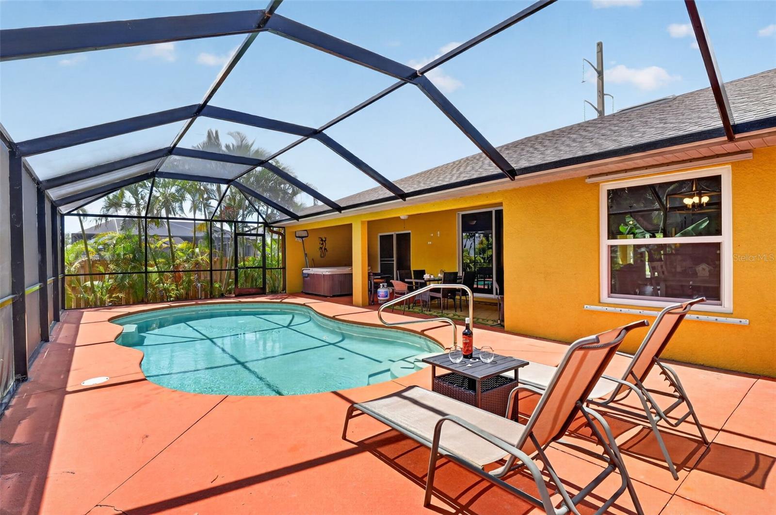 Image 40 of 62 For 3809 Agualinda Boulevard