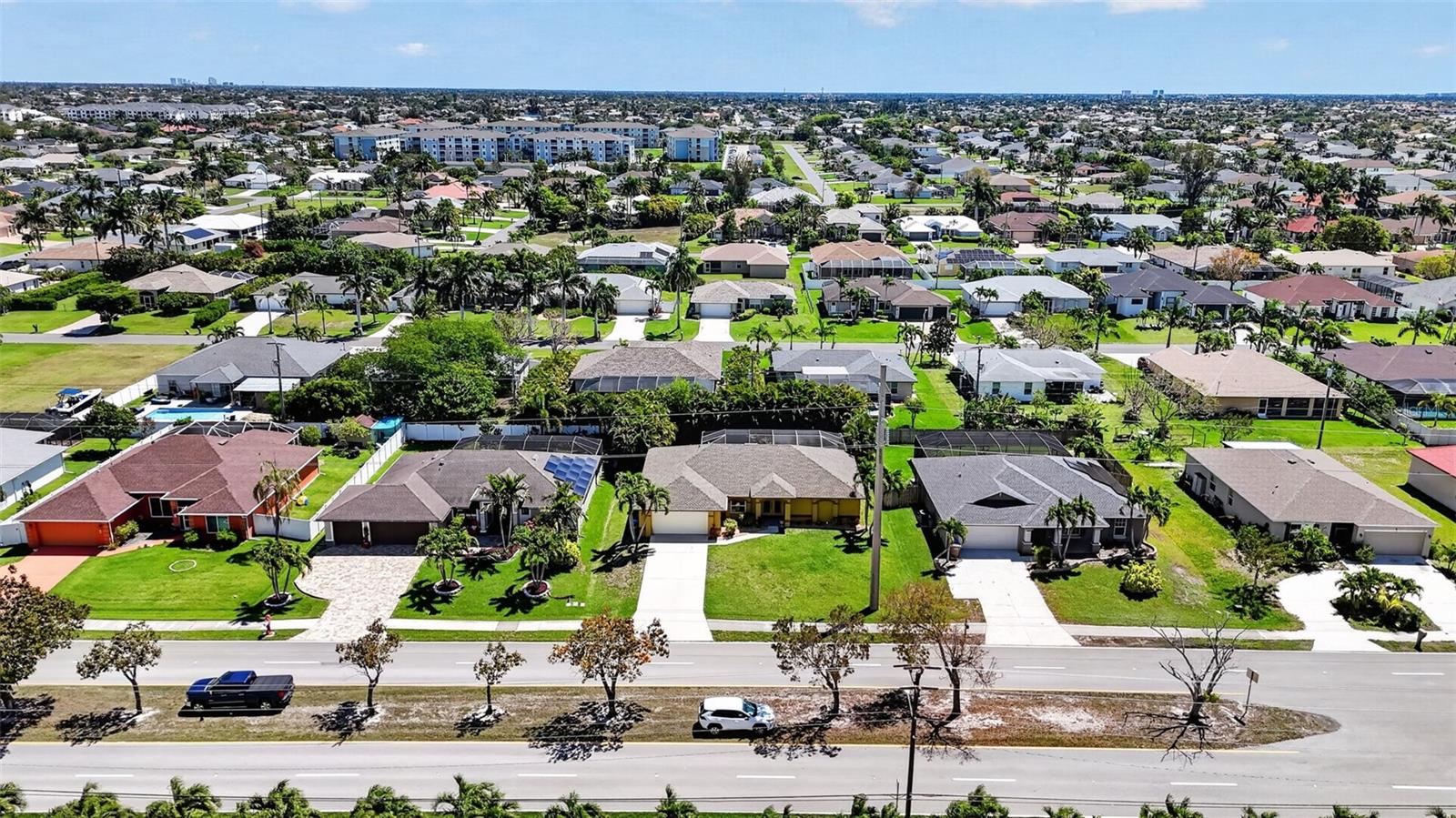 Image 43 of 62 For 3809 Agualinda Boulevard