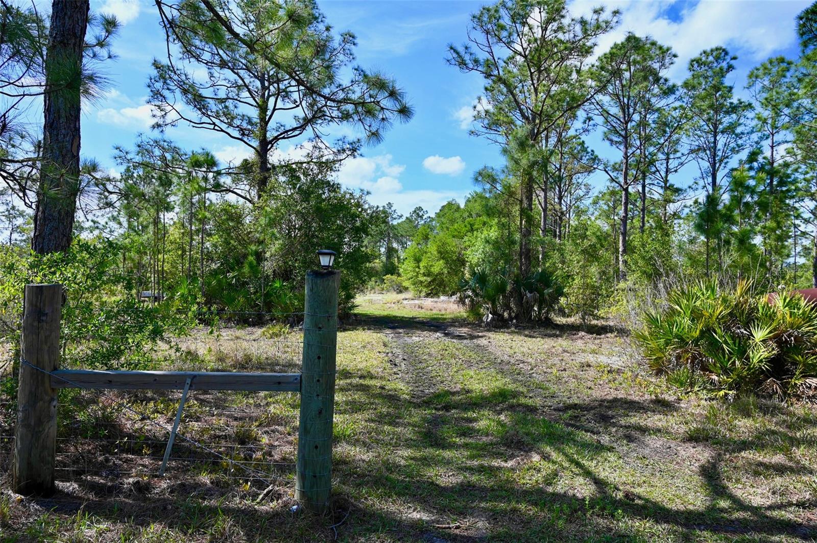 Image 14 of 31 For 47200 Bermont Road