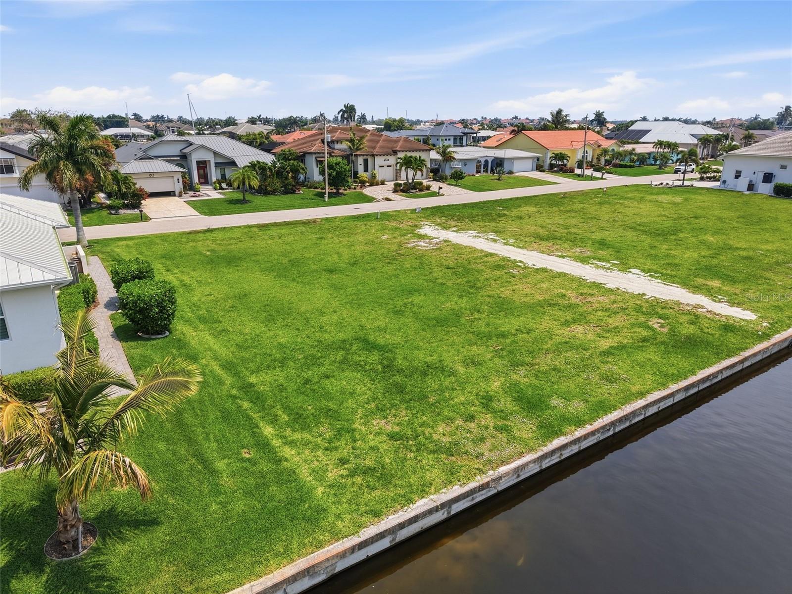 Image 20 of 30 For 81 Colony Point Drive