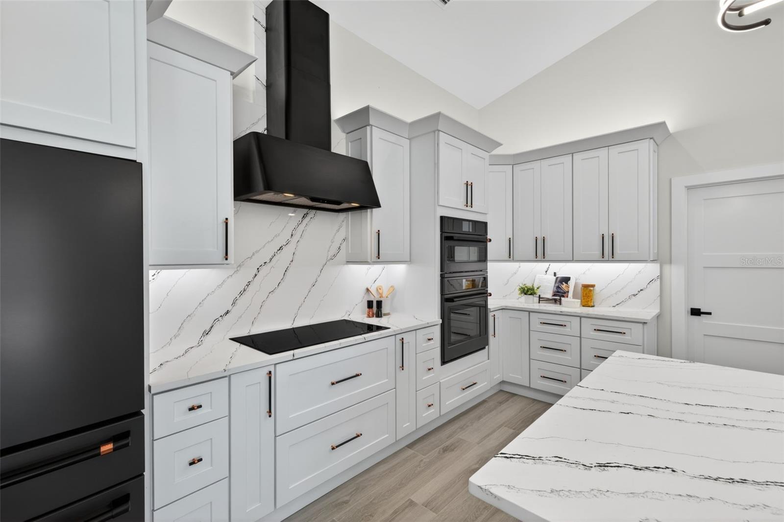 Image 11 of 52 For 5312 9th Place