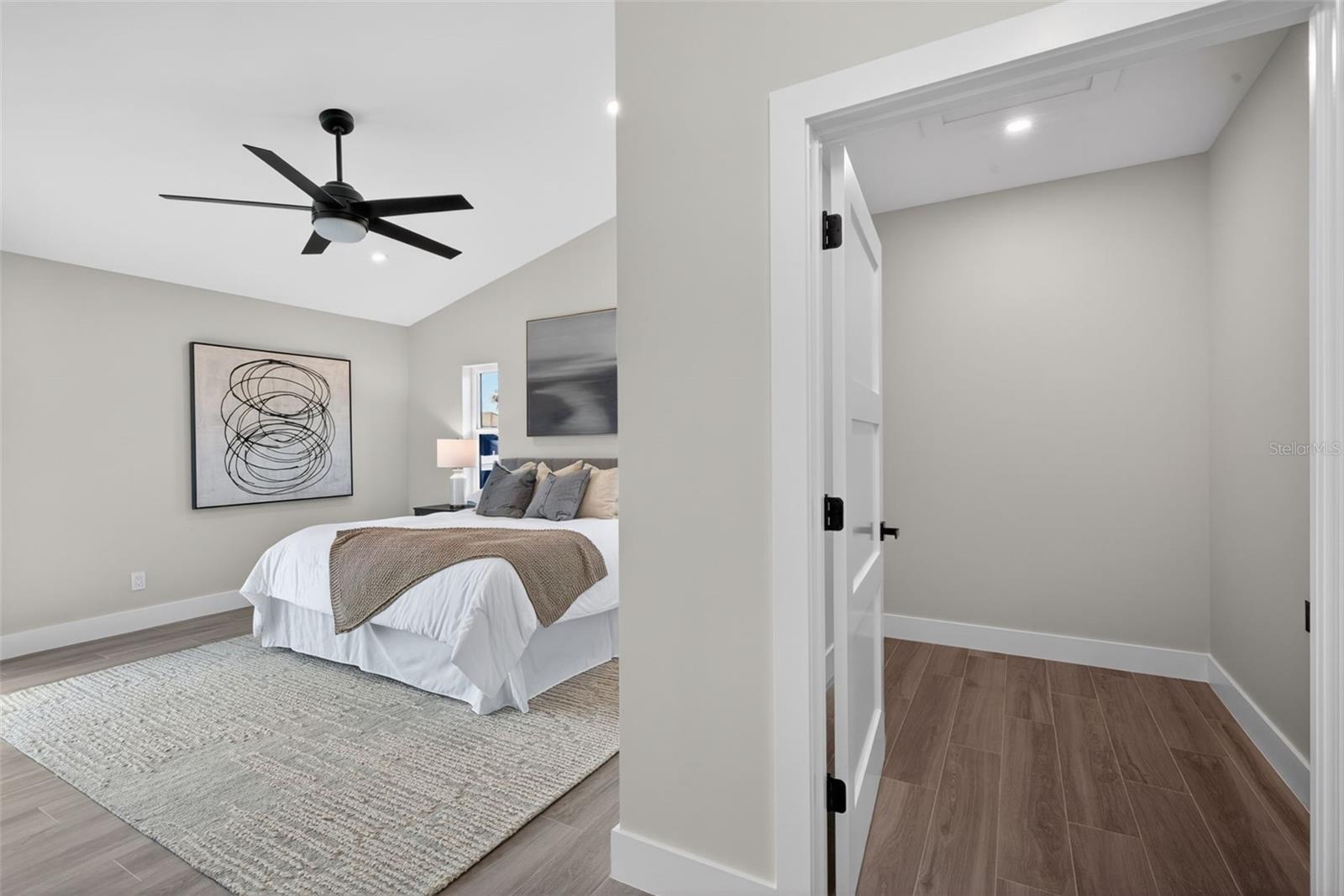 Image 20 of 52 For 5312 9th Place