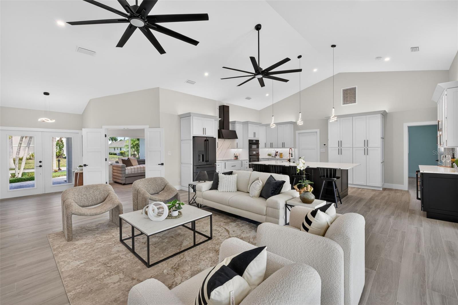 Image 3 of 52 For 5312 9th Place